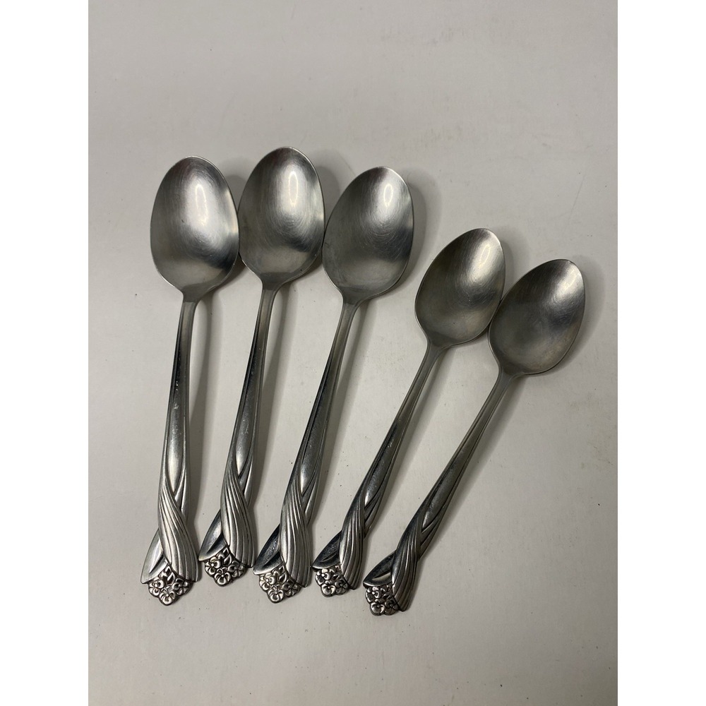 Oneida Katrina 2 Teaspoons & 3 Soup Spoons  Stainless Flatware Lot